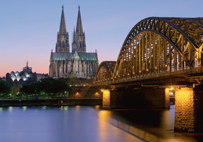 Kölner Dom mit Deutzer Brücke